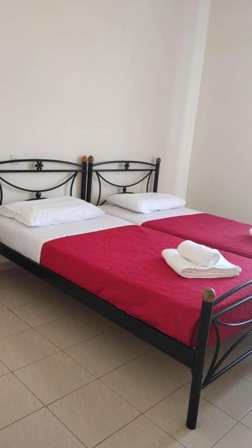 Bay'S Aparthotel Szpécesz Kültér fotó
