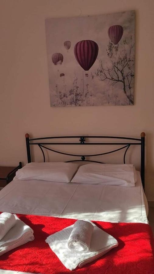Bay'S Aparthotel Szpécesz Kültér fotó