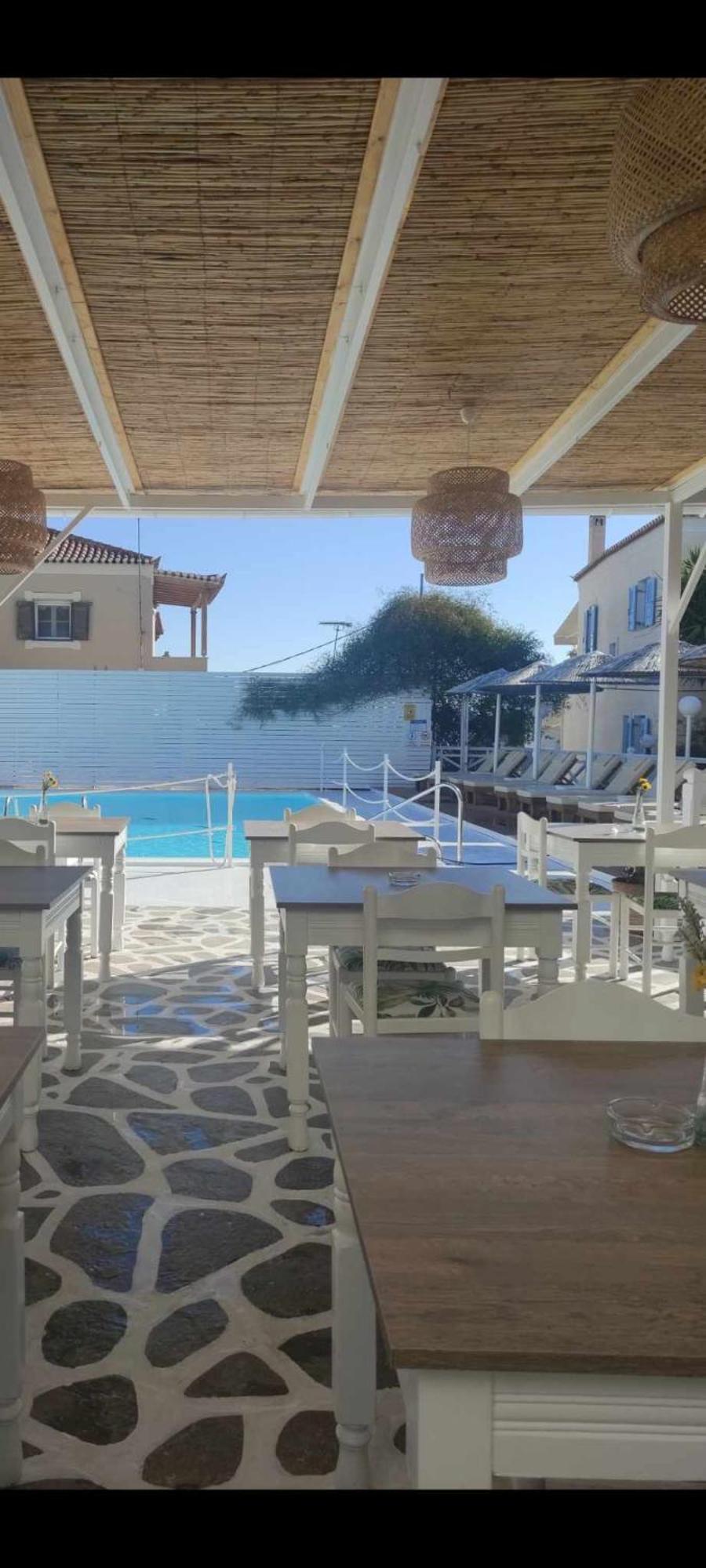 Bay'S Aparthotel Szpécesz Kültér fotó