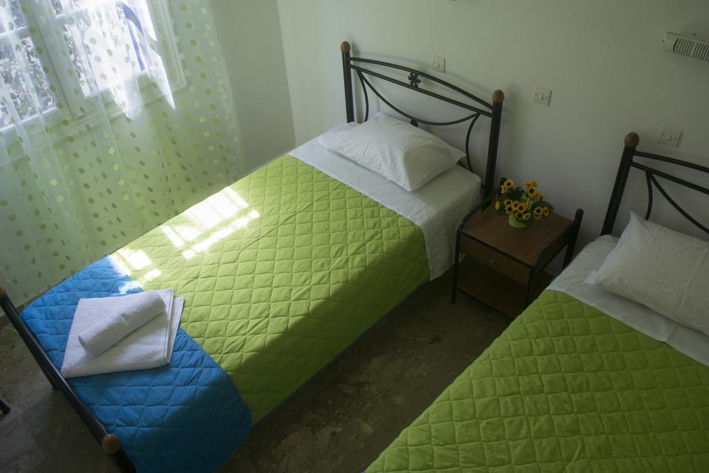 Bay'S Aparthotel Szpécesz Kültér fotó