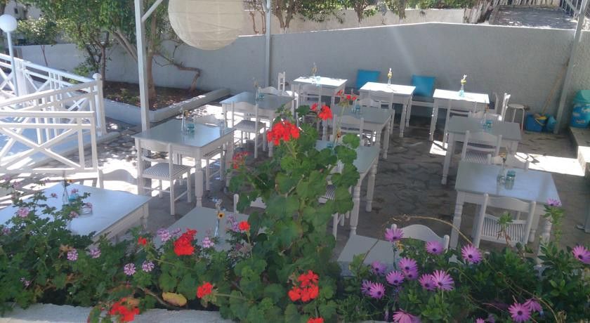 Bay'S Aparthotel Szpécesz Kültér fotó