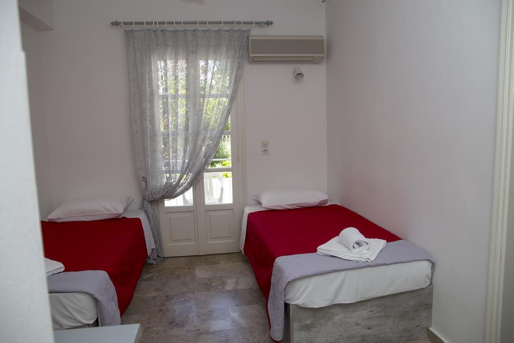 Bay'S Aparthotel Szpécesz Kültér fotó