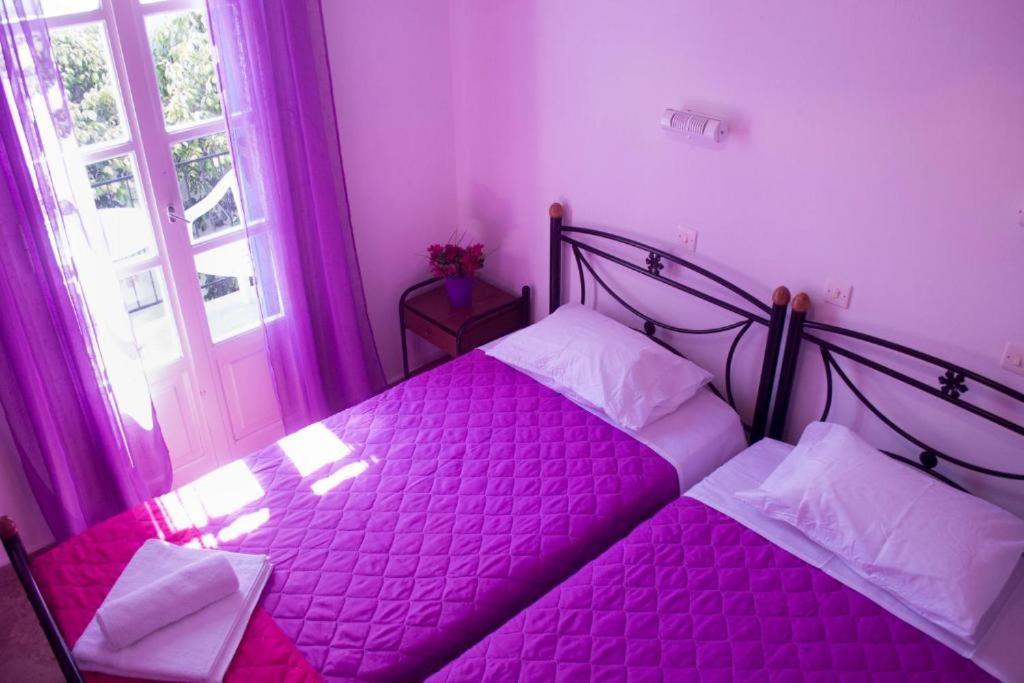 Bay'S Aparthotel Szpécesz Kültér fotó