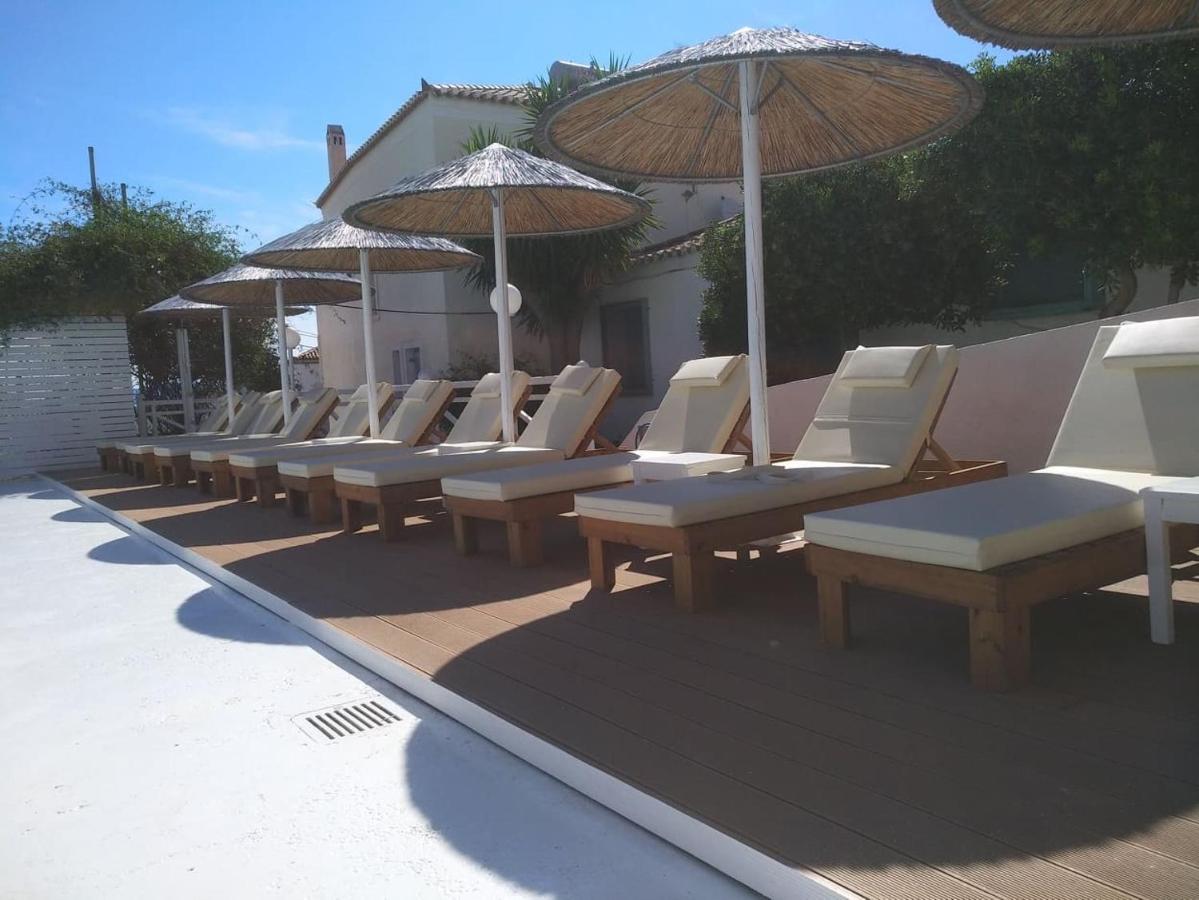 Bay'S Aparthotel Szpécesz Kültér fotó
